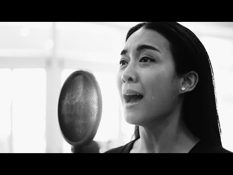 สรรเสริญพระบารมี - Thai Royal Anthem (With Closed Captions)